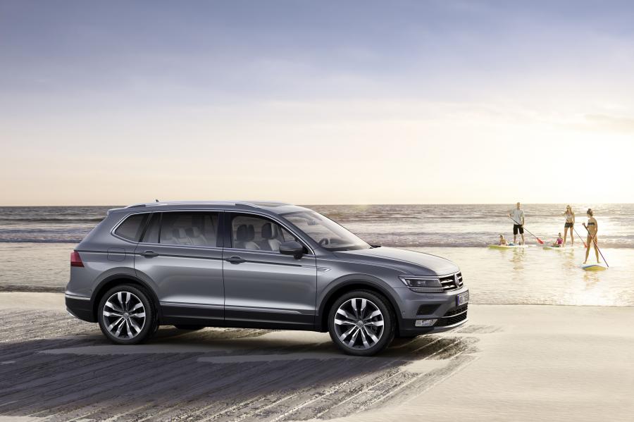  Volkswagen Tiguan Allspace 2017 года  (WW) (фото 17 из 55)
